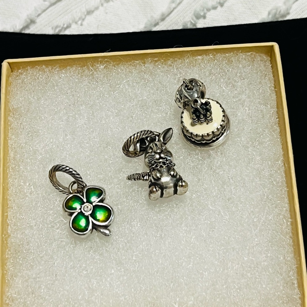 Brighton Silver and Green Clover Charm Set